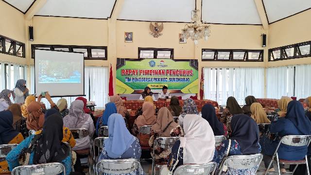 RAPAT PENGURUS TP PKK KECAMATAN SUKOHARJO
